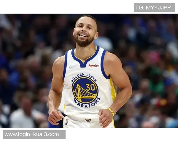 库里三分球总数突破四千大关成为历史第一人再创辉煌纪录